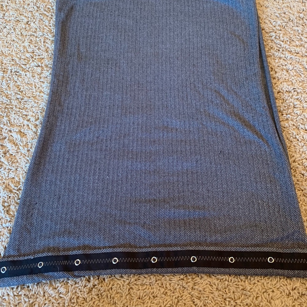 Ivivva herringbone scarf